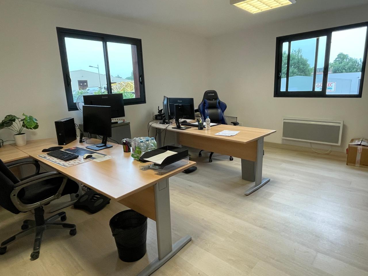 Local d'activité Saint-Ouen-de-Thouberville 402m² Location local d'activité Saint-Ouen-de-Thouberville Eure OLACT2533009 8